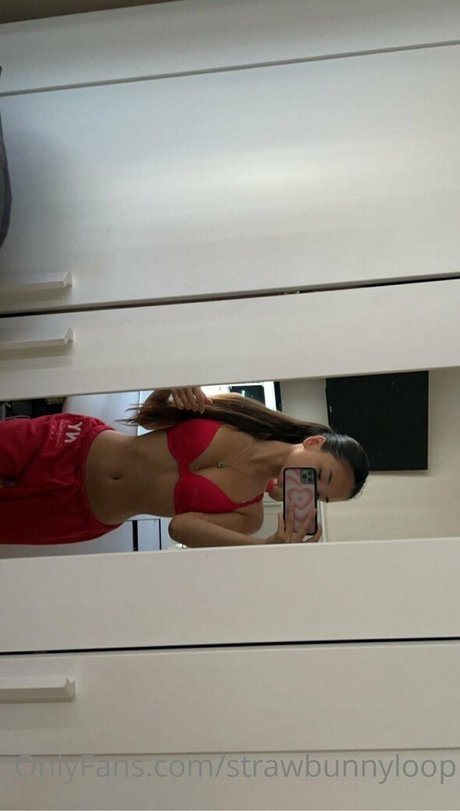 Lily Luen exclusive pornstar pics