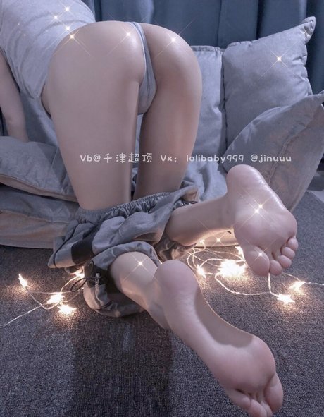 Jinuuu nude pornstar gallery