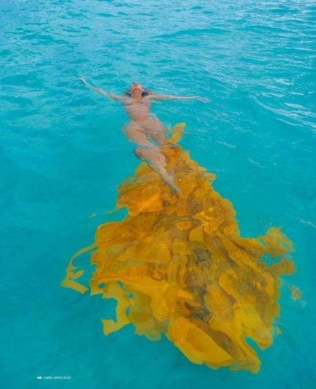 Jeni Summers hot star photo