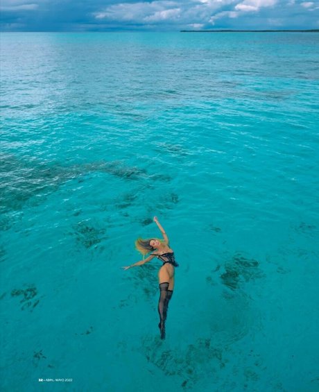 Jeni Summers sexy model galleries