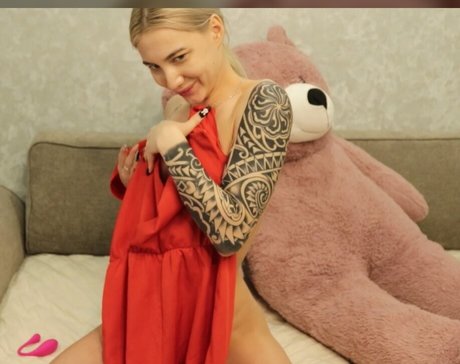 centerfold onlyfans art naked picture