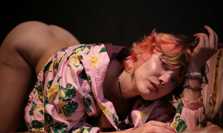 nuagesrose star erotic galleries