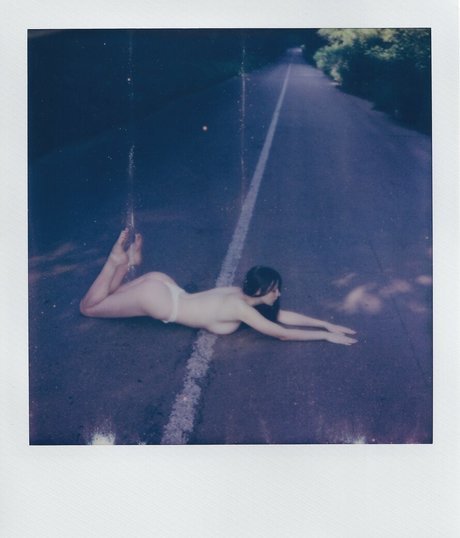 invaklina star erotic image