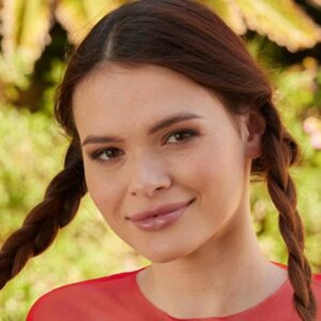 Kinsley White perfect actress pics