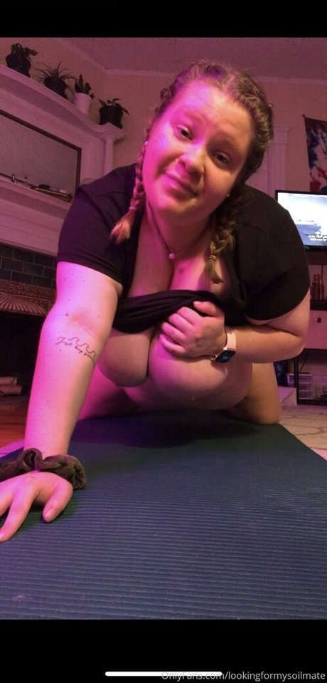 lookingformysoilmate star nude pic