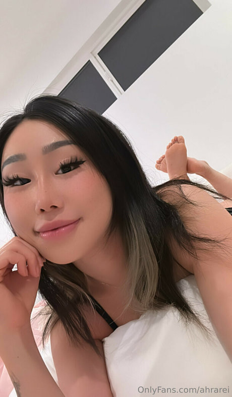 Waifuo pornstar adult images