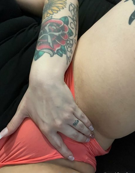 asian ebony onlyfans sexy pic