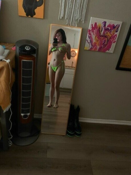 Yellowspoongirl xxx pornstar archive