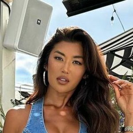 Jenn Lee sex model galleries