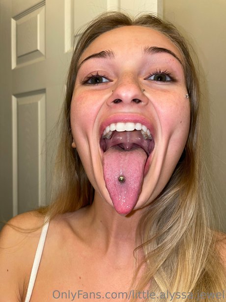 _Alyssa Jewel pornographic actress images