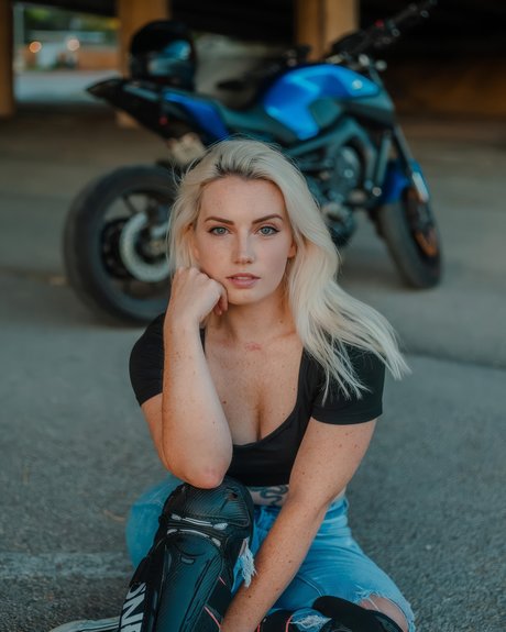 Innocent elixir top model picture