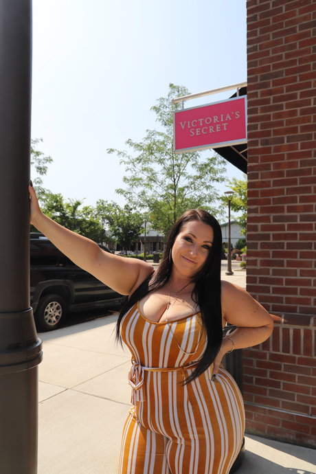 fitness body onlyfans art naked image