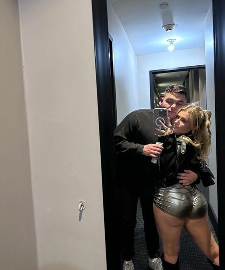 pregnant asian onlyfans hot naked images