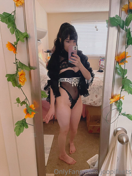 Jessie Smith erotic pornstar picture