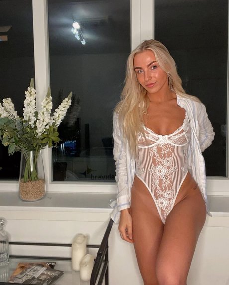 pregnant asian onlyfans nude pictures