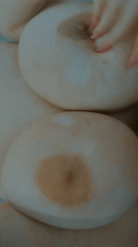 Immili high quality pornstar photos