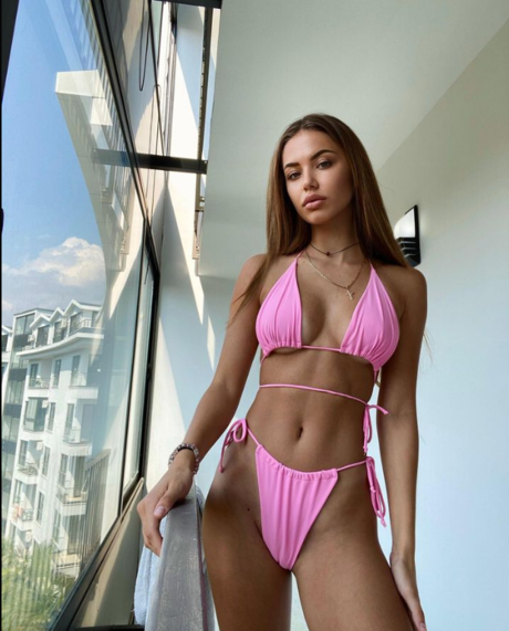 Mia Ricci model erotic img