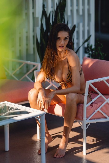 Colleen Cole pornstar pics