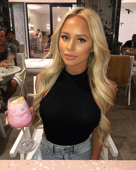 Allie Auton exclusive star photos