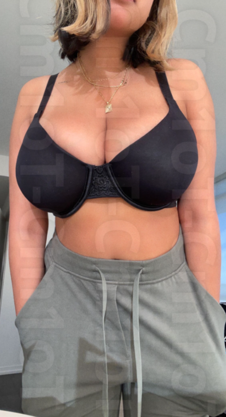 Kiran xxx model picture