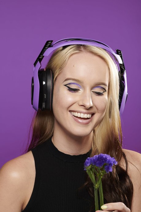 Sonja Reid_ star xxx picture