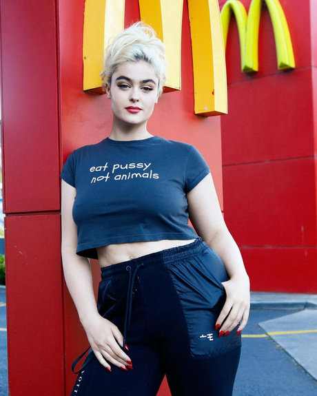 Stefania Ferrario star pornographic galleries