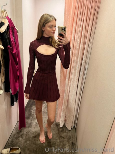 Willow Hand free pornstar galleries