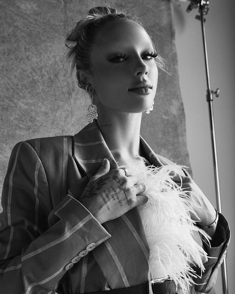 chubby slut onlyfans beautiful xxx image