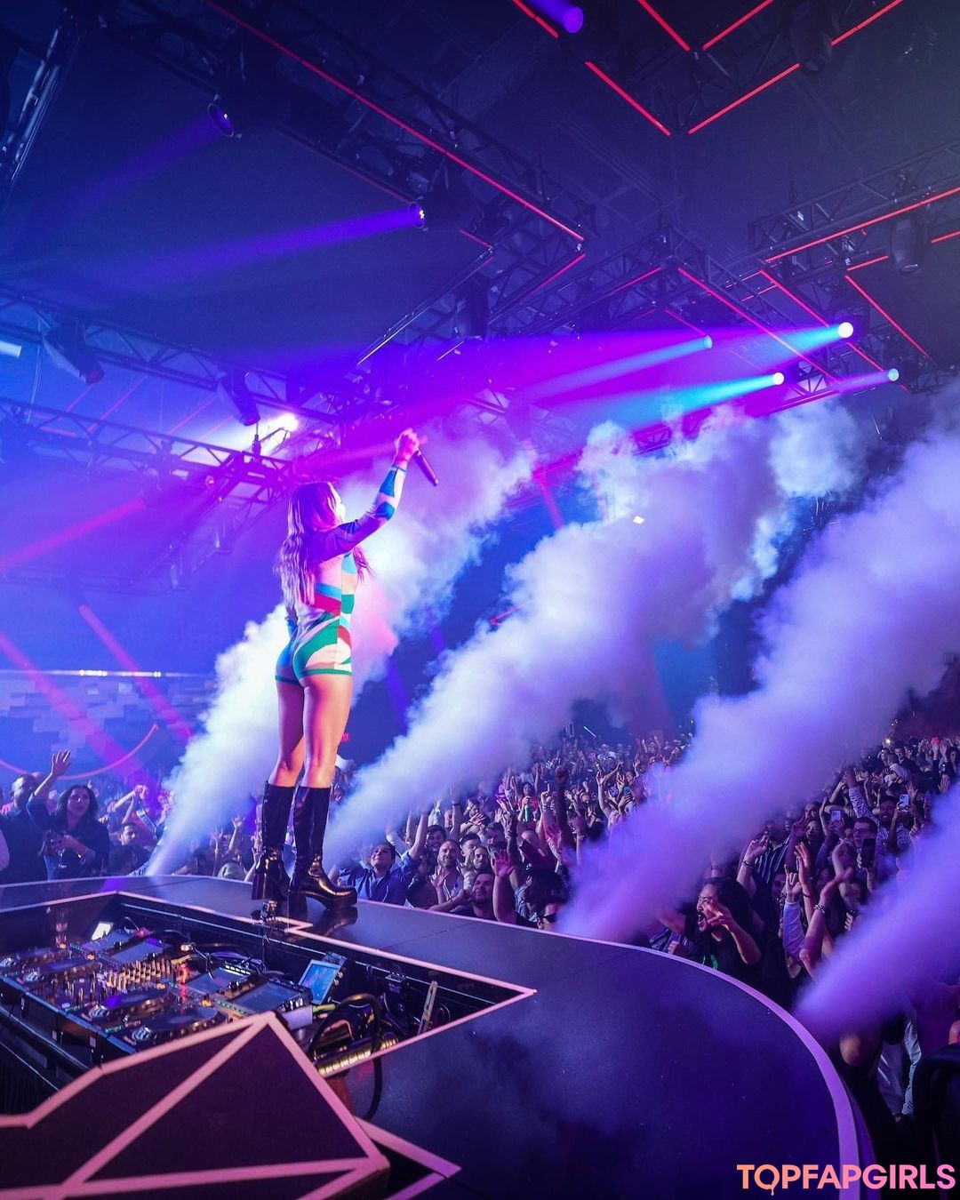 hairy onlyfans hot pic