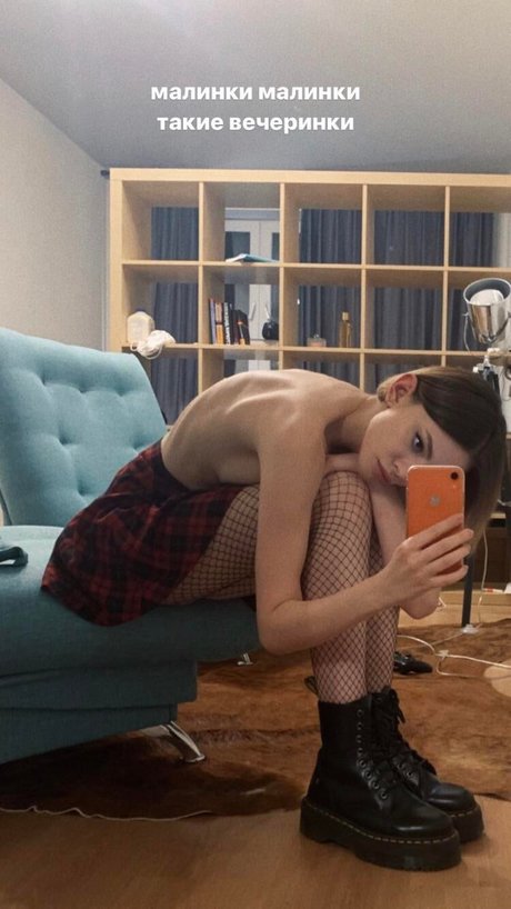 black hair onlyfans hot sexy pictures