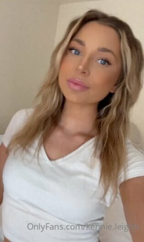 skinny model onlyfans adult image