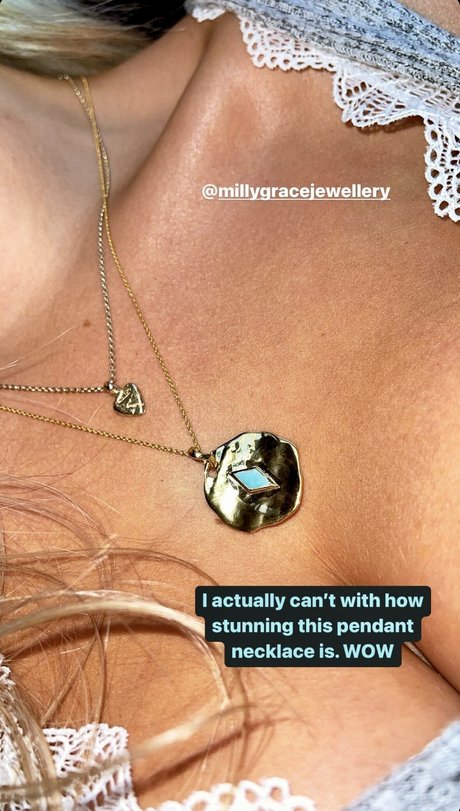 chubby mom onlyfans art nude picture