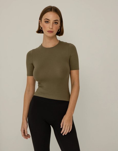 Amelie Manzoli star naked pic