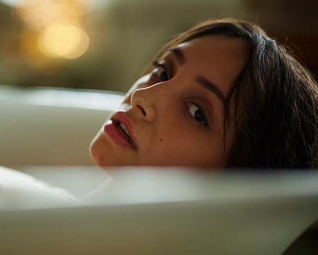 Olivia Linz_ pornstar beautiful image