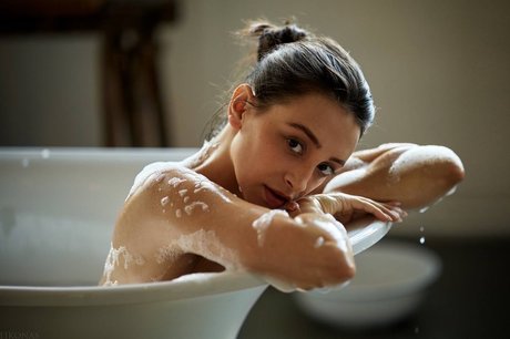 Olivia Linz_ hot pornstar galleries