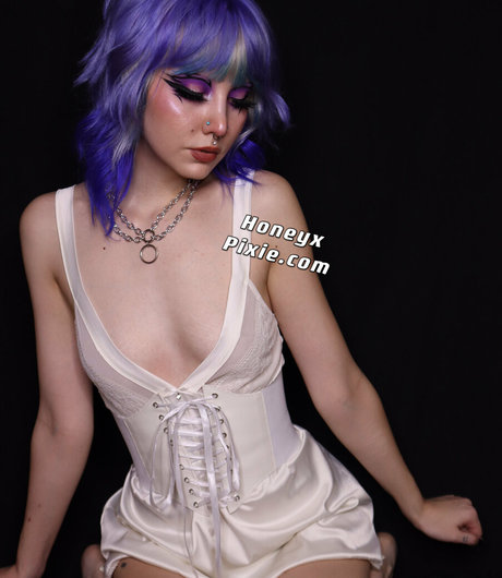 Honeypixie model hd images