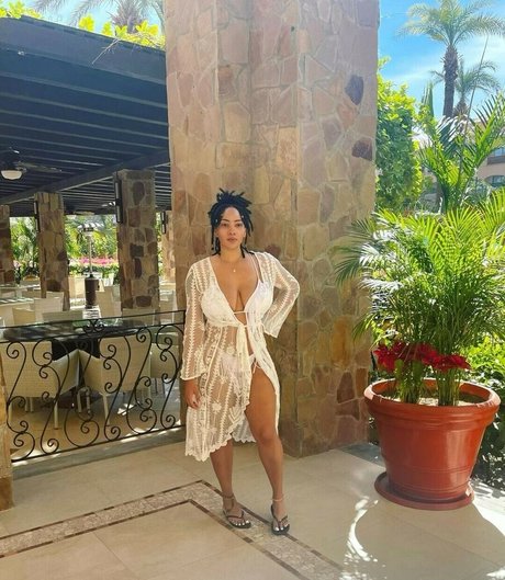 pregnant asian onlyfans beautiful picture