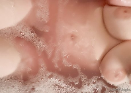 asian brunette onlyfans sexy pics