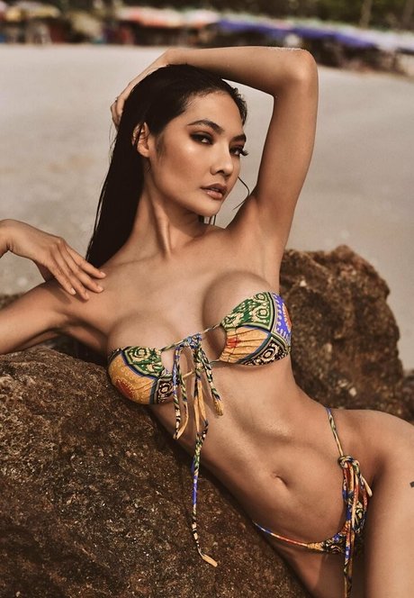 Ploytiger star photo