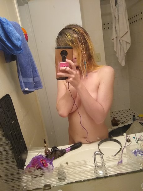 frottage onlyfans hot nude pic