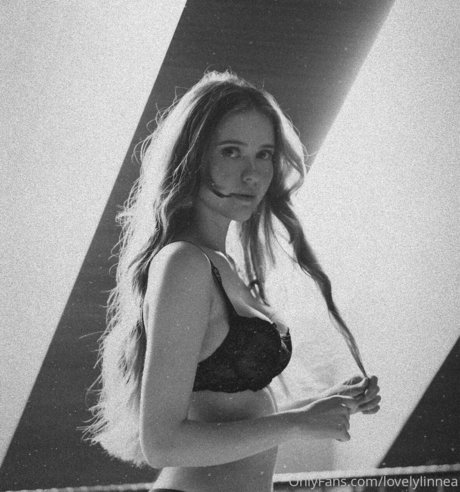 Lovely Linnea pornstar pretty pictures