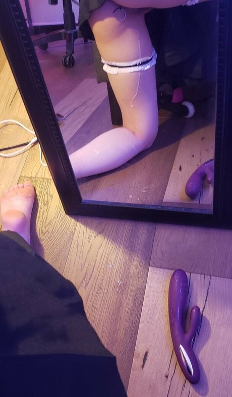 Kaine ifera pornstar top image