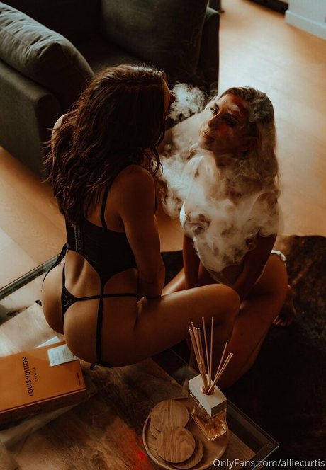 asian threesome onlyfans nude picture