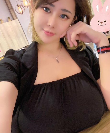 small onlyfans pretty pics