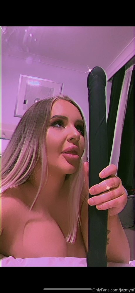 Jazmyn Forrest_ art star galleries