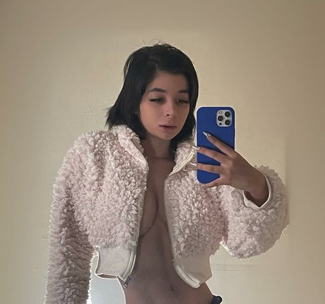 Karlardz model hd picture