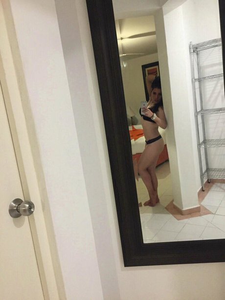 shaved onlyfans free nude picture