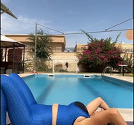 nerdy teen onlyfans nudes photos