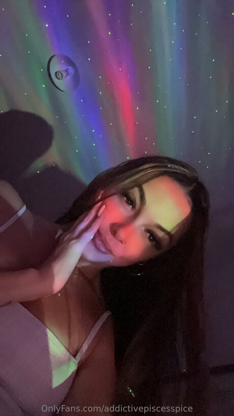 Addictivepiscesspice sexy model pictures