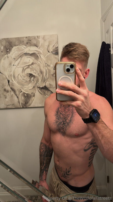 Thew0lfofallstreets star sex gallery